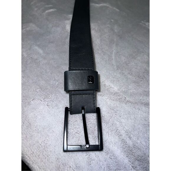 Men’s Billabong Black Leather Belt 4’ - Picture 3 of 8